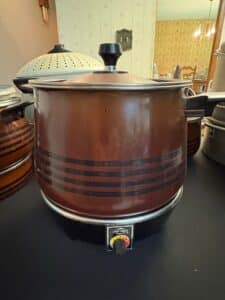 Vintage-West-Bend-Kitchen-Craft-Cookware-Collection-fifth-image