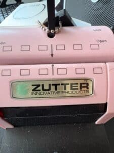 Zutter-Bind-It-All-V.-Pink-Binding-Machine-second-image