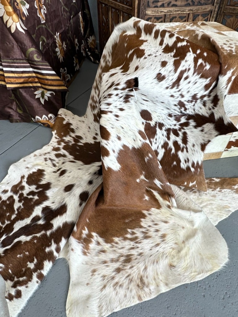 Boutique Store Closing in Willis!  Designer and Vintage plus Decor – Blue Moon NW Houston