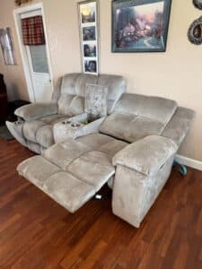 Richland-Bristol-Grey-Power-Reclining-Loveseat-with-Console-third-image