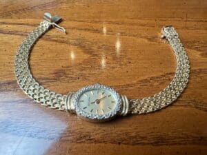 Bulova-K-Gold-Diamond-Bezel-Ladies-Watch