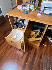 Pine-Wood-Computer-Desk-with-Hutch-fourth-image