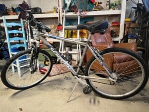 Schwinn-Ranger-.-FS-Mountain-Bike