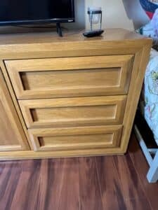 Thomasville-Huntley-Collection-Drawer-Oak-Dresser-second-image