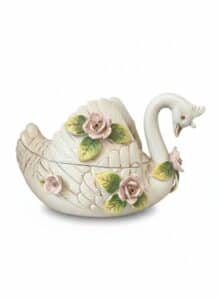 Vintage-Lefton-Swan-Trinket-Box-with-Roses