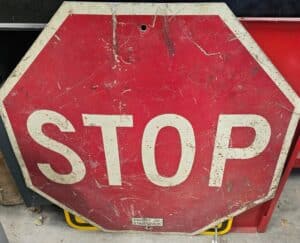 10206