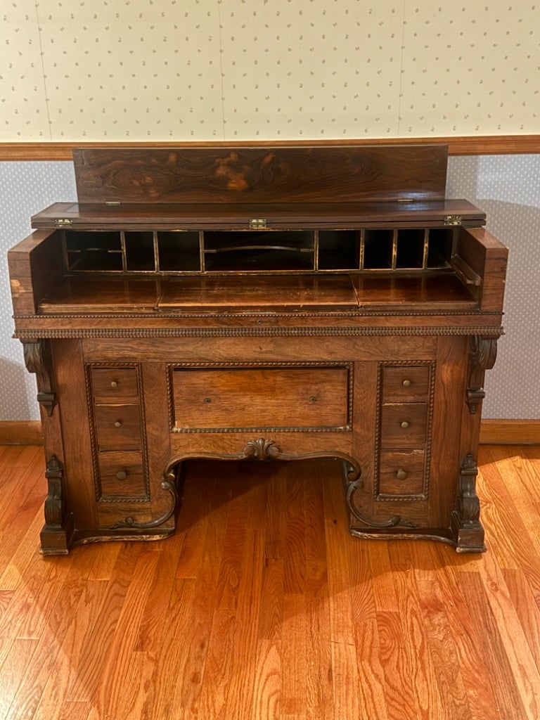 Blue Moon Estate Sale in Bloomfield, New York