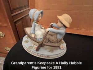 Grandparents-Keepsake-A-Holly-Hobbie-Figurine-for