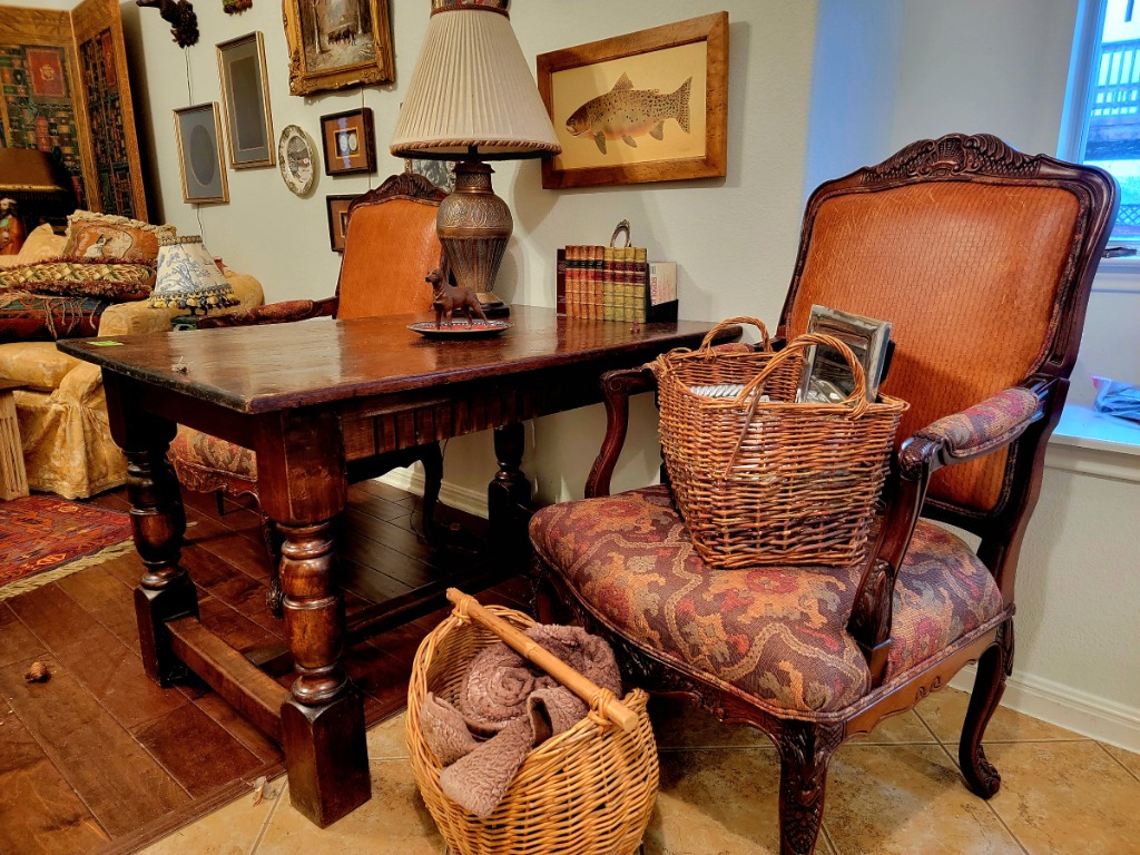 Steiner Ranch Estate Sale – Global Finds, Artful Décor & Collected Treasures