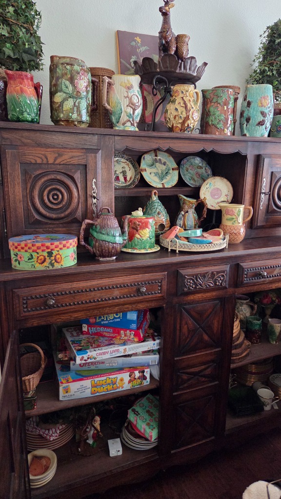 Steiner Ranch Estate Sale – Global Finds, Artful Décor & Collected Treasures