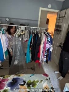 Assorted-Womens-Clothing-Lot