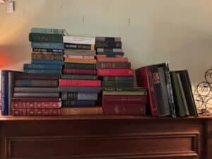 Collection-of-Hardcover-Books-including-Popular-Fiction-and-Non-Fiction