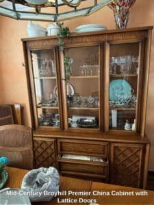 Mid-Century-Broyhill-Premier-China-Cabinet-with-Lattice-Doors