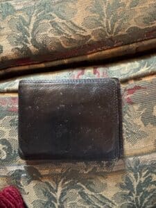 Black-Leather-Bifold-Wallet