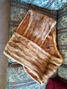 Mink-Fur-Stole-second-image