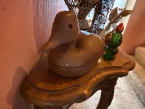 Vintage-Wooden-Duck-Box-second-image