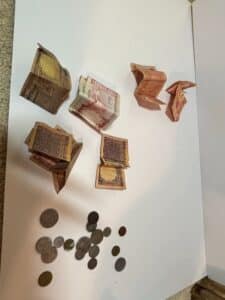 Collection-of-Saudi-Arabian-Banknotes-and-World-Coins-including-Origami