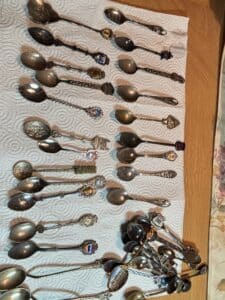 Collection-of-Vintage-Souvenir-Collector-Spoons-1