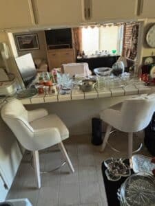 Mid-Century-Modern-Style-Upholstered-Swivel-Bar-Stools