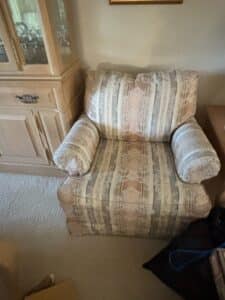 Traditional-Upholstered-Armchair-second-image