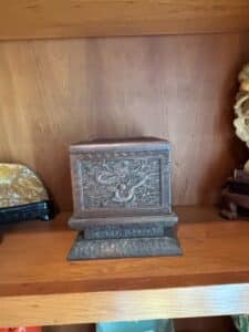 Chinese-Carved-Wood-Dragon-Stand-with-Celadon-Incense-Burner-fifth-image