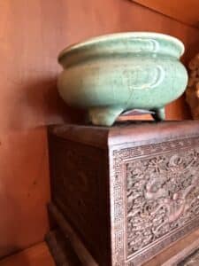 Chinese-Carved-Wood-Dragon-Stand-with-Celadon-Incense-Burner-third-image