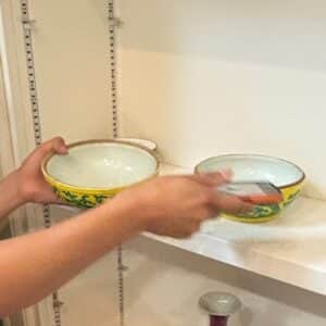 Chinese-Imperial-Yellow-Ground-Famille-Rose-Dragon-Bowl