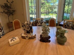 Decorative-Metal-Branch-Napkin-Weight-second-image