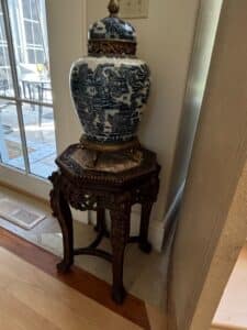 Large-Blue-and-White-Chinoiserie-Porcelain-Ginger-Jar-on-Carved-Hardwood-Pedestal-Stand-second-image