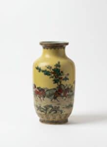 Large-Chinese-Famille-Jaune-Porcelain-Vase-with-Horses