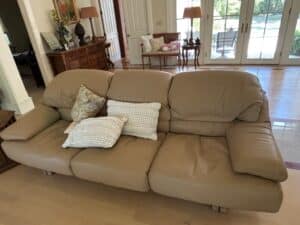 Vico-Magistretti-for-Cassina-Maralunga-Seater-Sofa-and-Armchair-third-image