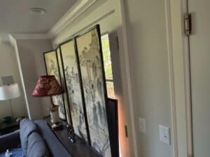 Vintage-Chinese-Four-Panel-Floor-Screen-Hong-Kong-Export-s-second-image