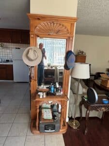 Pulaski-Furniture-Mirrored-Hall-Tree