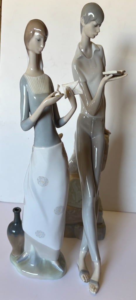 Aurora Treasures from a full life of fun! Decor, Furniture and more Blue Moon Estate sale