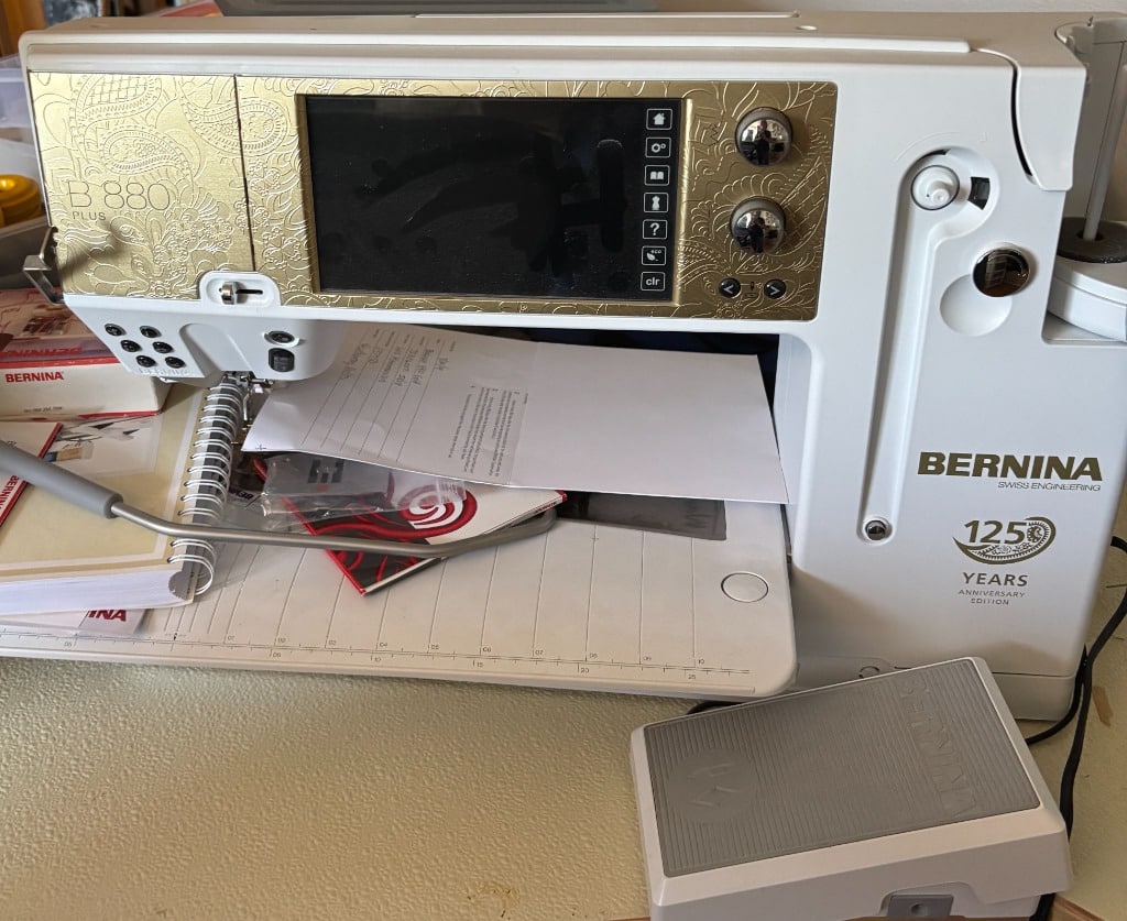 Colorado Springs Berninas, Fabric, Decor, Tools and more Blue Moon Estate Sales