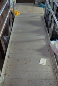 Aluminum-Portable-Wheelchair-Ramp-with-Handrails