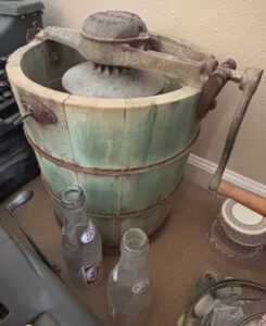 Antique-White-Mountain-Ice-Cream-Freezer