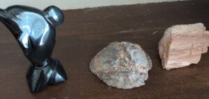 Carved-Obsidian-Dolphin-Figurine-and-Two-Geological-Specimens