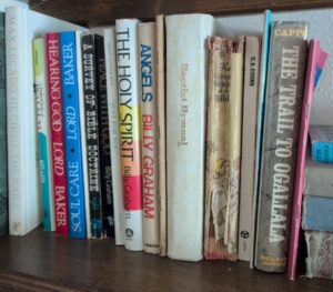 Collection-of-Vintage-Fairy-Tale-Books-second-image