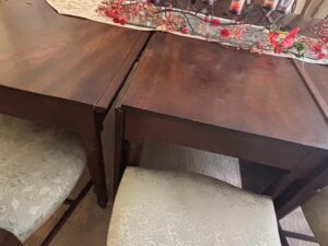 Duncan-Phyfe-Style-Mahogany-Dining-Table-with-Six-Chairs-second-image