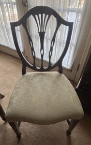 Duncan-Phyfe-Style-Mahogany-Dining-Table-with-Six-Chairs-third-image