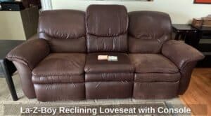 La-Z-Boy-Reclining-Loveseat-with-Console-third-image