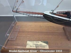 Model-Sailboat-Elsie-Gloucester-second-image