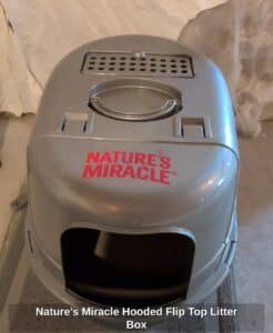 Natures-Miracle-Hooded-Flip-Top-Litter-Box