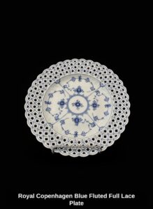 Royal-Copenhagen-Blue-Fluted-Full-Lace-Plate