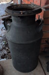Vintage-Black-Galvanized-Metal-Milk-Can