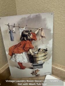Vintage-Laundry-Room-Decor-Lot-IVORY-Girl-with-Wash-Tub-Sign-second-image