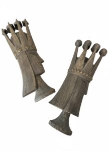 Vintage-Witco-Style-Carved-Wooden-King-and-Queen-Chess-Pieces