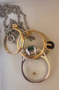 Assorted-Costume-Jewelry-Collection-second-image