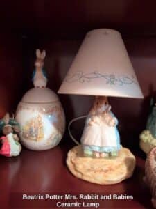 Beatrix-Potter-Mrs.-Rabbit-and-Babies-Ceramic-Lamp